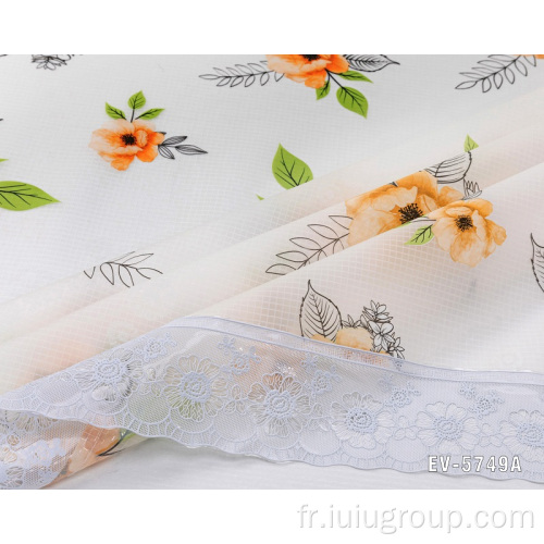 Nappe en PEVA avec bord en dentelle